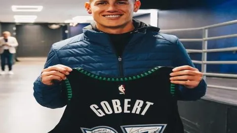 英超奇谈：阿莫林探秘克洛普场外智慧，发布会笑料连连必听